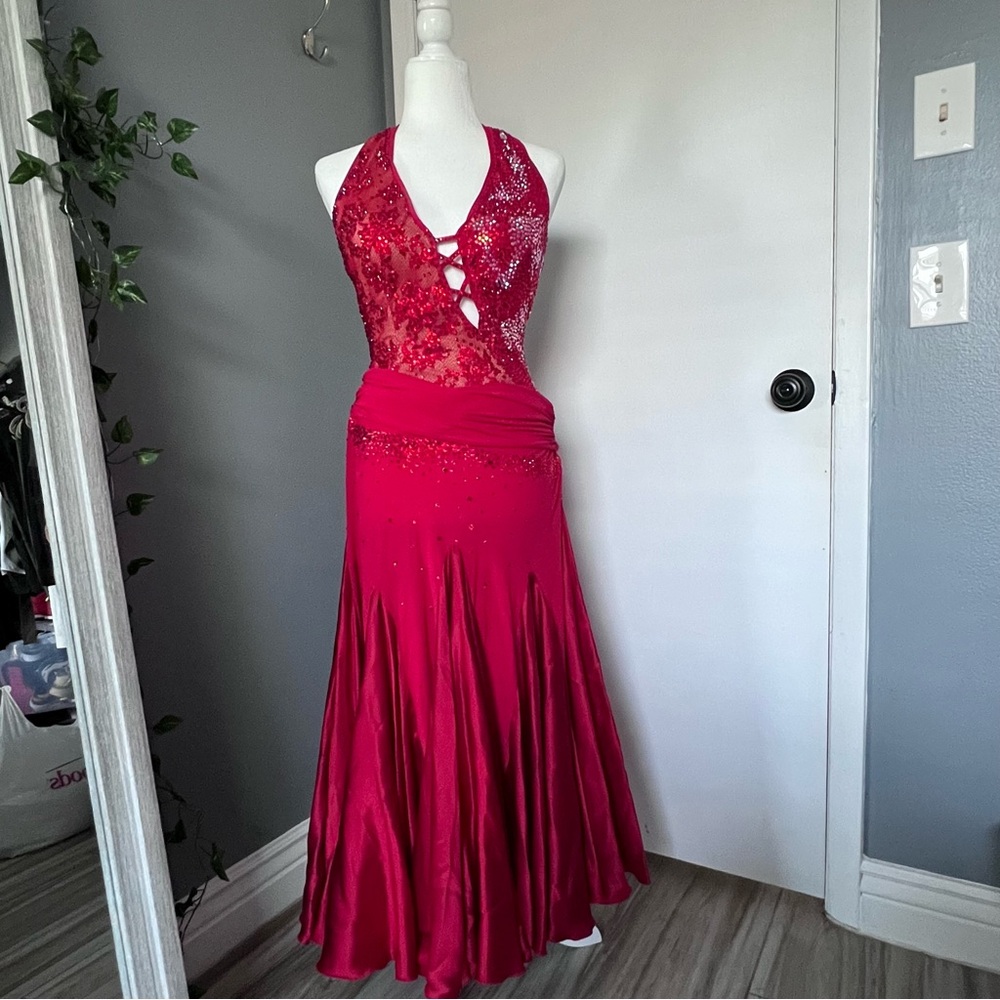 Ballroom dress with Swarovski and Satin XS-M